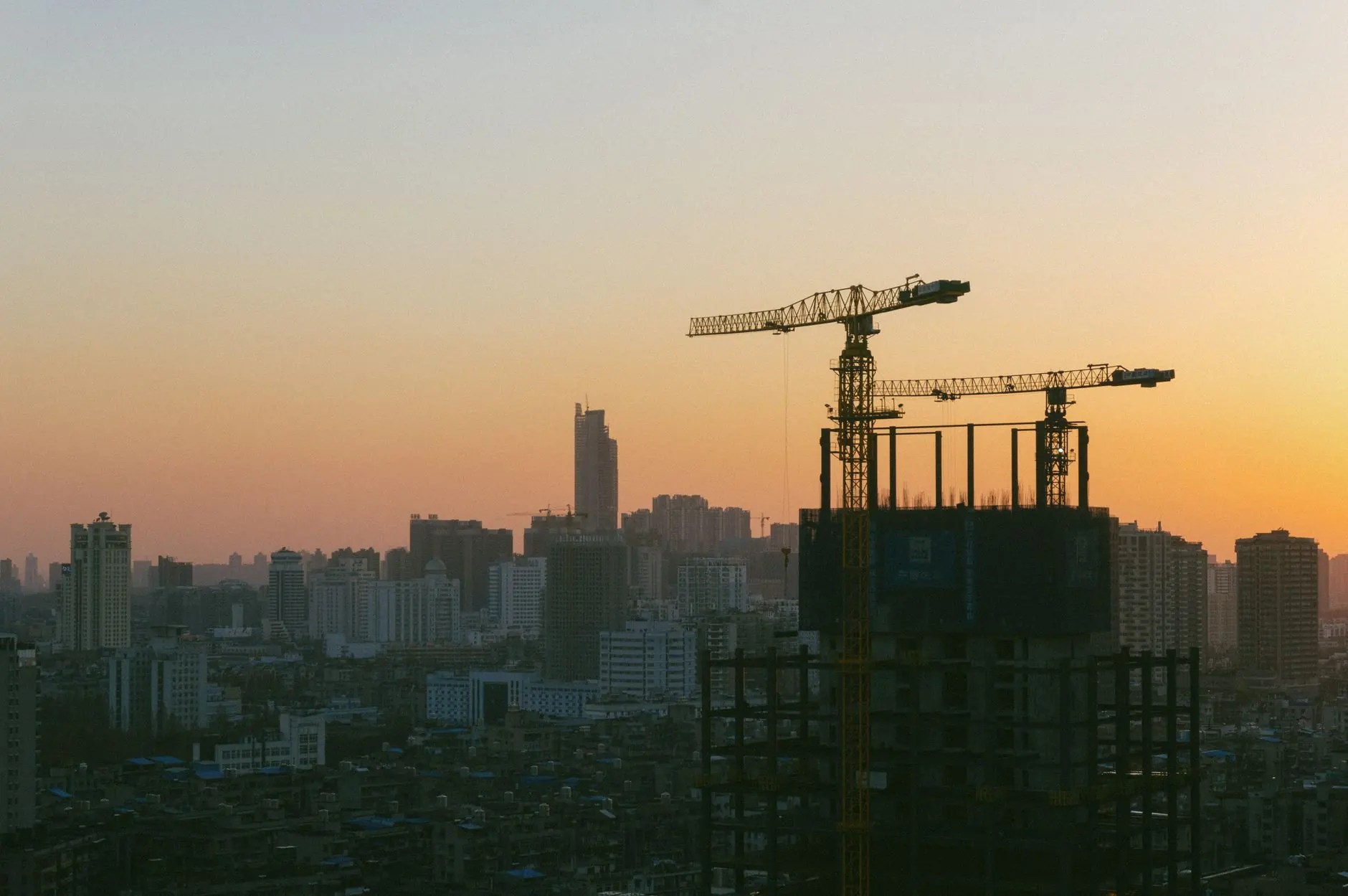 华北地区建筑节能项目外墙保温材料选型对比：保温板与保温砂浆正文配图 1