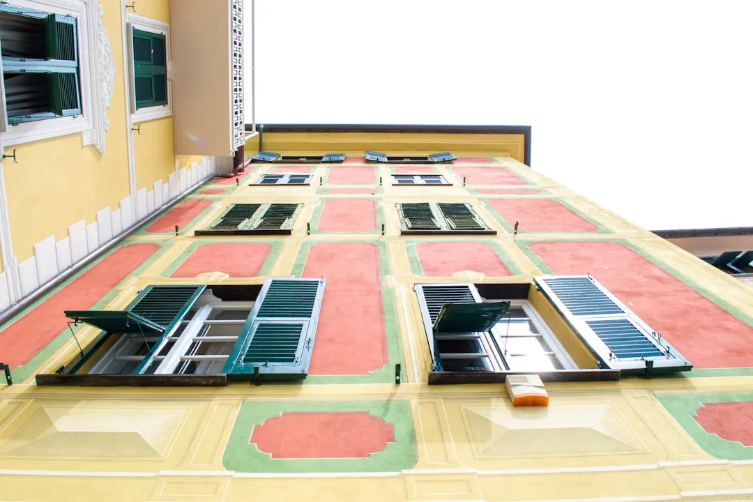 华北地区建筑节能项目外墙保温材料选型对比：保温板与砂浆方案正文配图 2